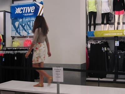 Old Navy Fashion Show Fights